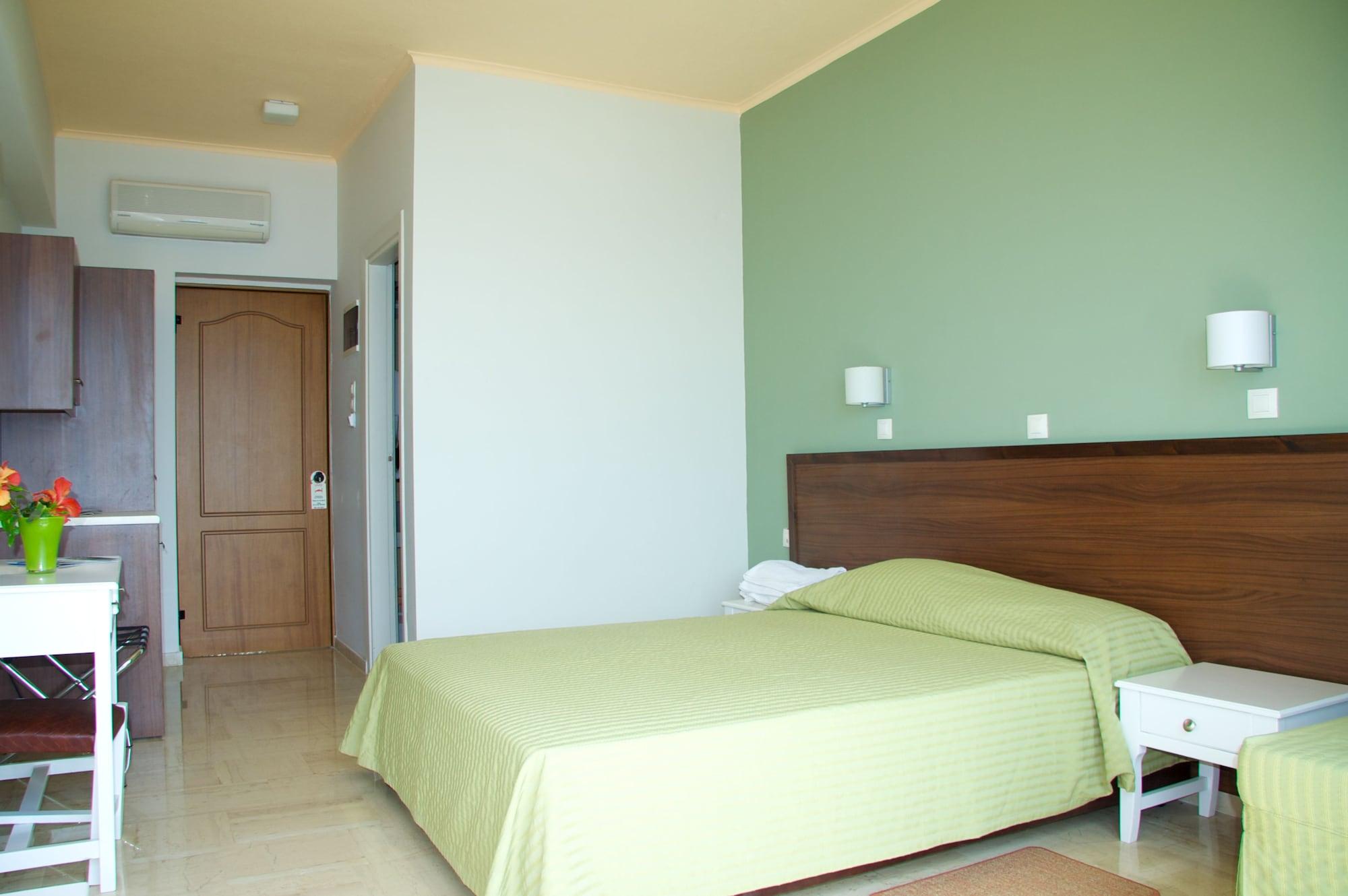 Horizon Beach Hotel Плакиас Екстериор снимка